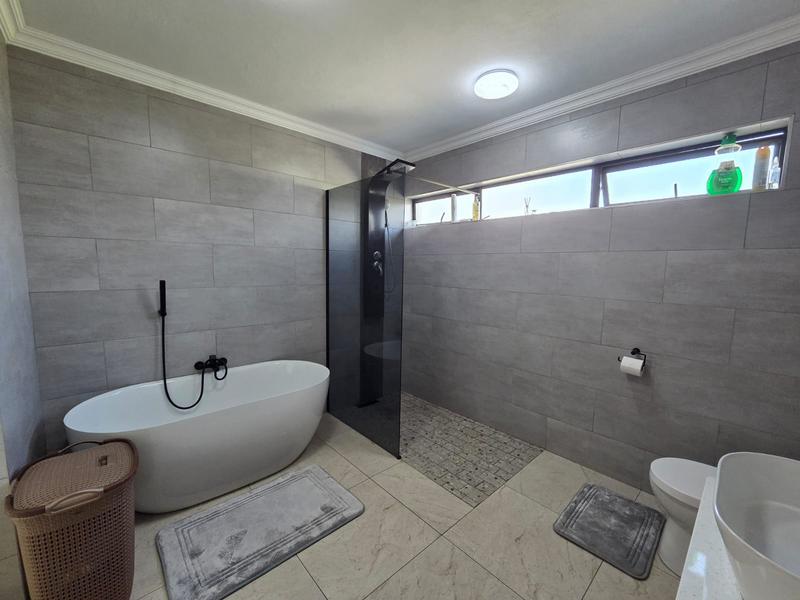 4 Bedroom Property for Sale in Hartbeespoort Dam Nature Reserve North West